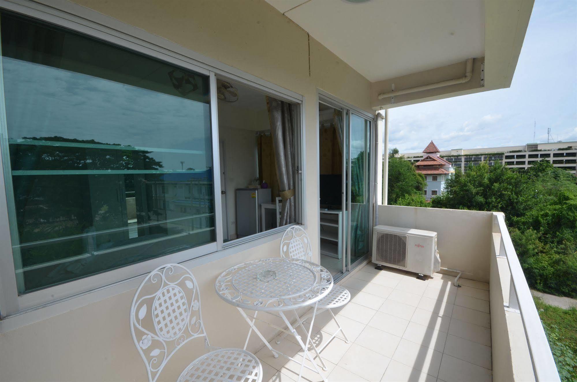 เพิร์ล แอท หัวหิน อพาร์ตเมนท์ Hotel ภายนอก รูปภาพ